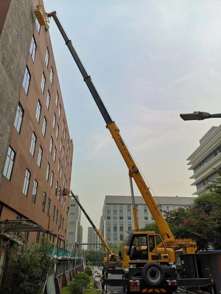 汉南汽车吊出租哪家好，选择最靠谱的服务商指南