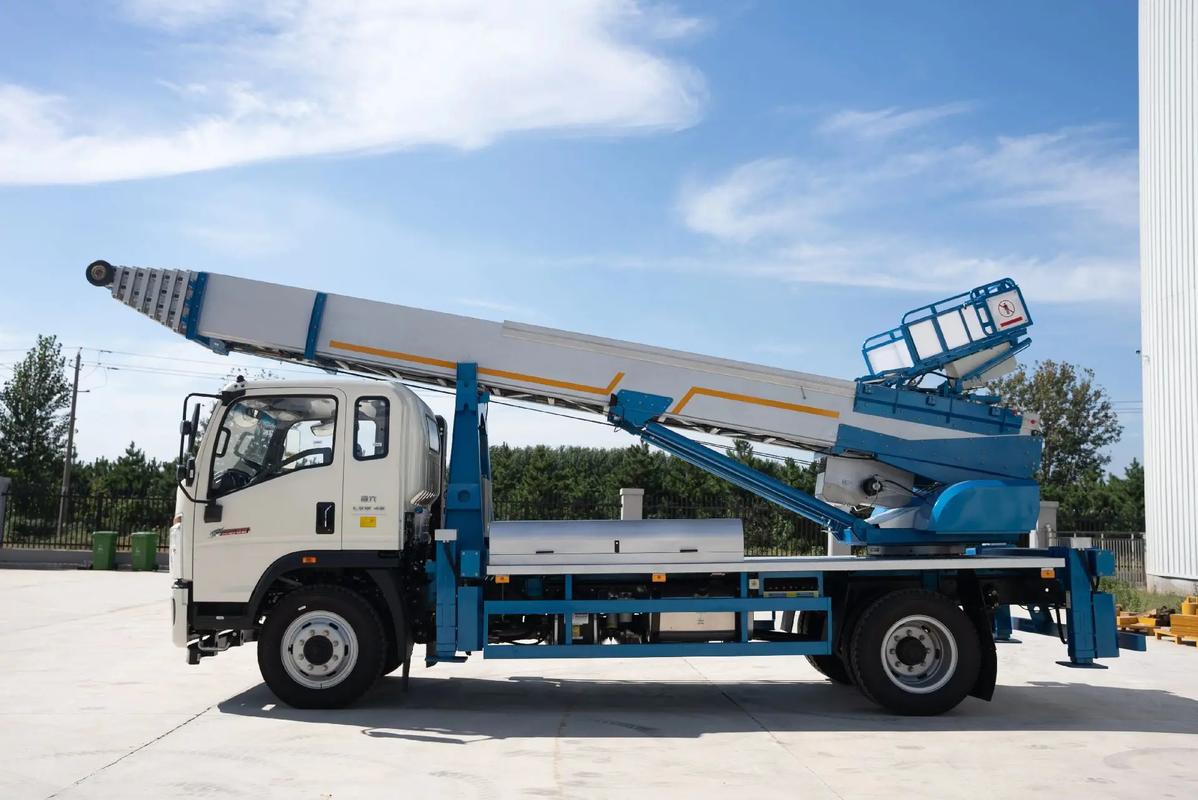 汉南云梯上料车租赁费用