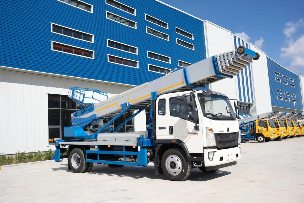 汉南出租云梯车高空作业车 建筑垃圾搬运